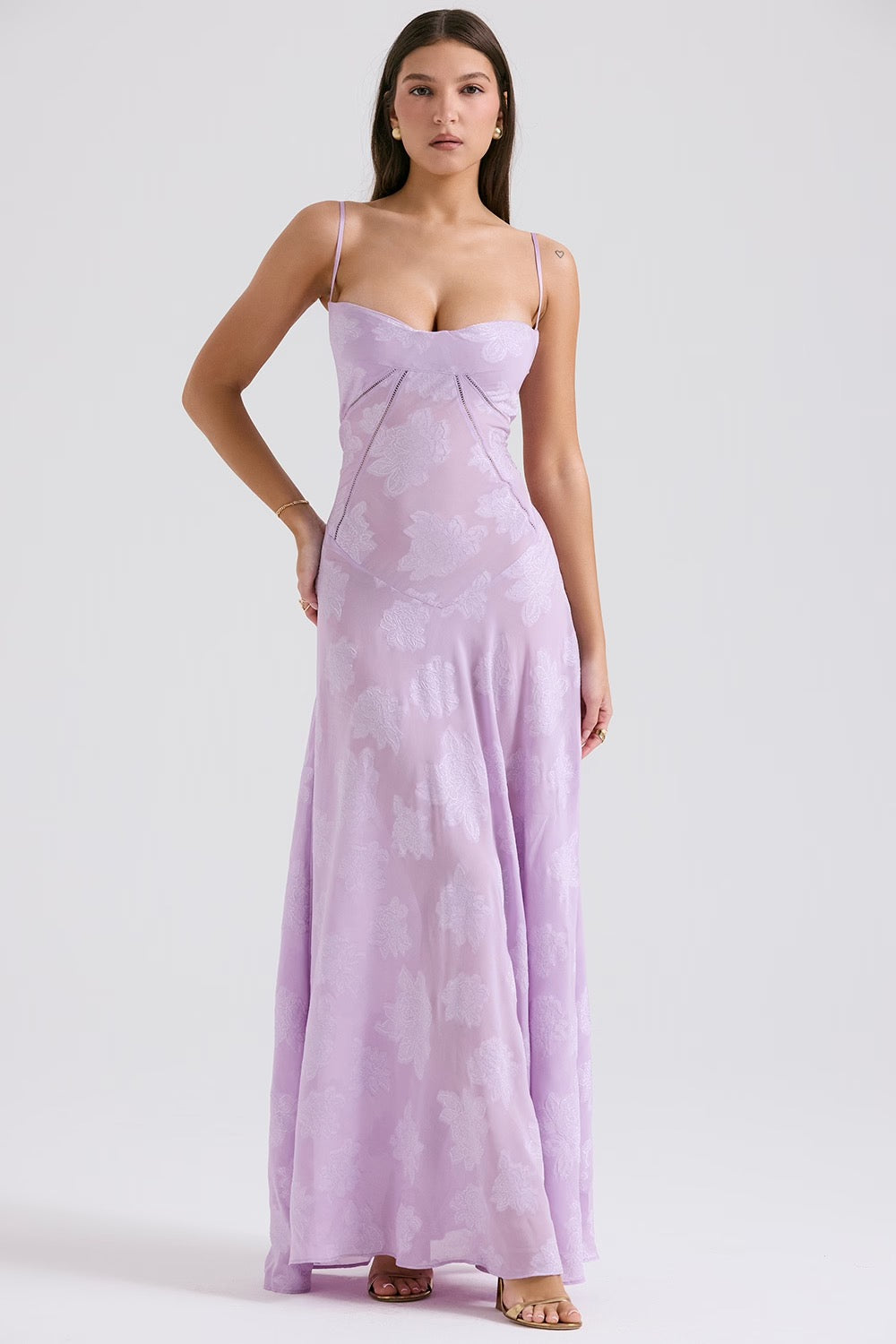 Parfait Élégance™ | ROBE MAXI ROMANTIQUE AVEC DENTELLE FLORALE
