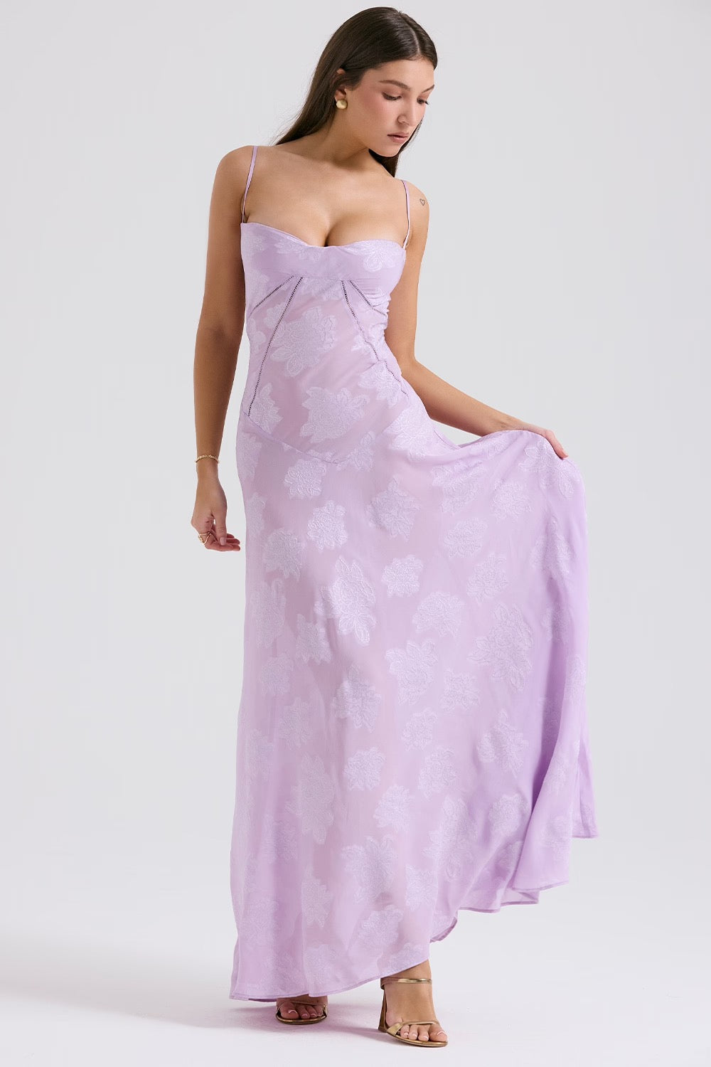 Parfait Élégance™ | ROBE MAXI ROMANTIQUE AVEC DENTELLE FLORALE